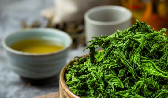 Green tea leaves, an ingredient in the formula
